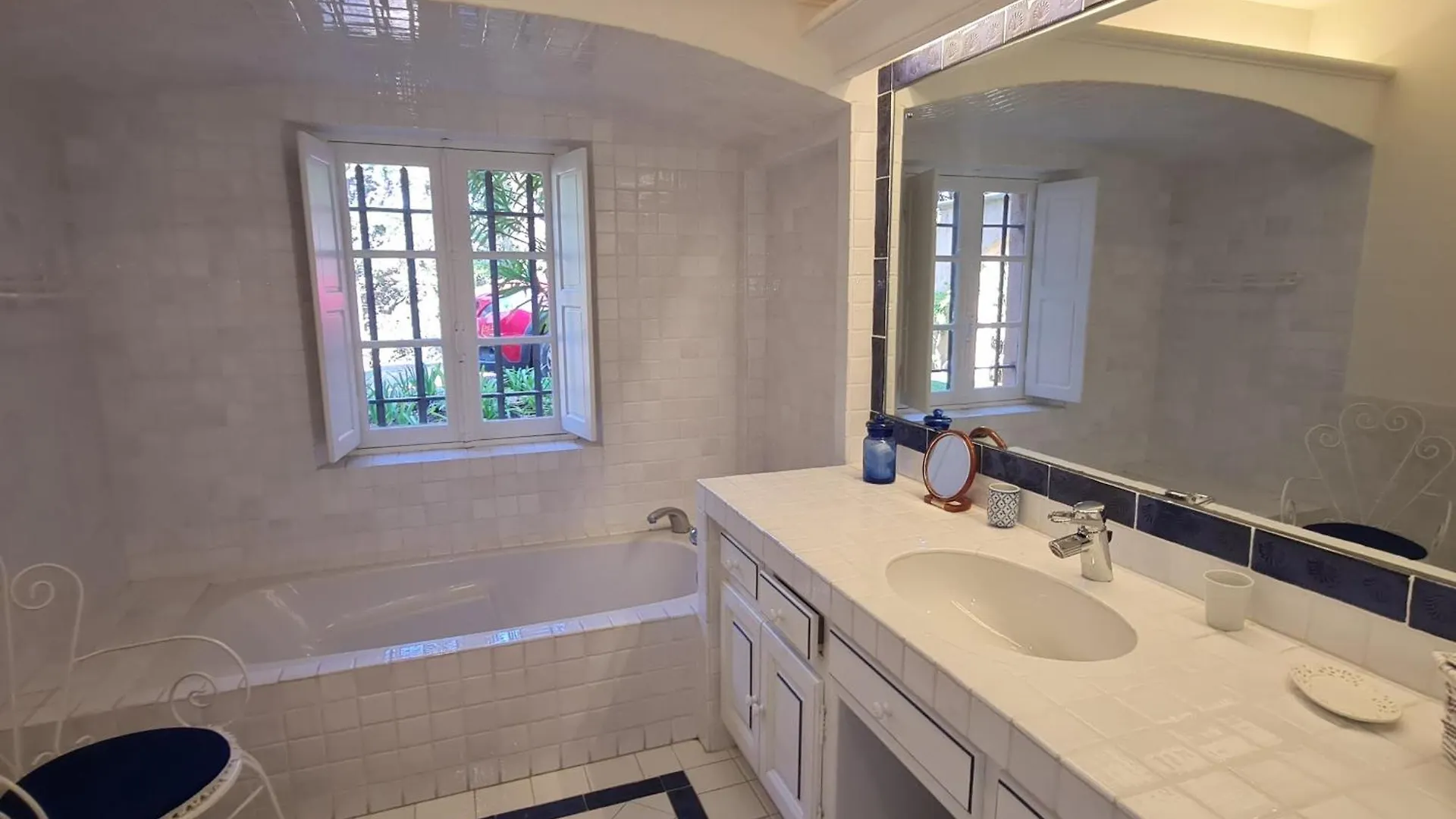 Villa 6 Pieces Climatisee Avec Piscine Privee A Grimaud - Fr-1-780-10 France