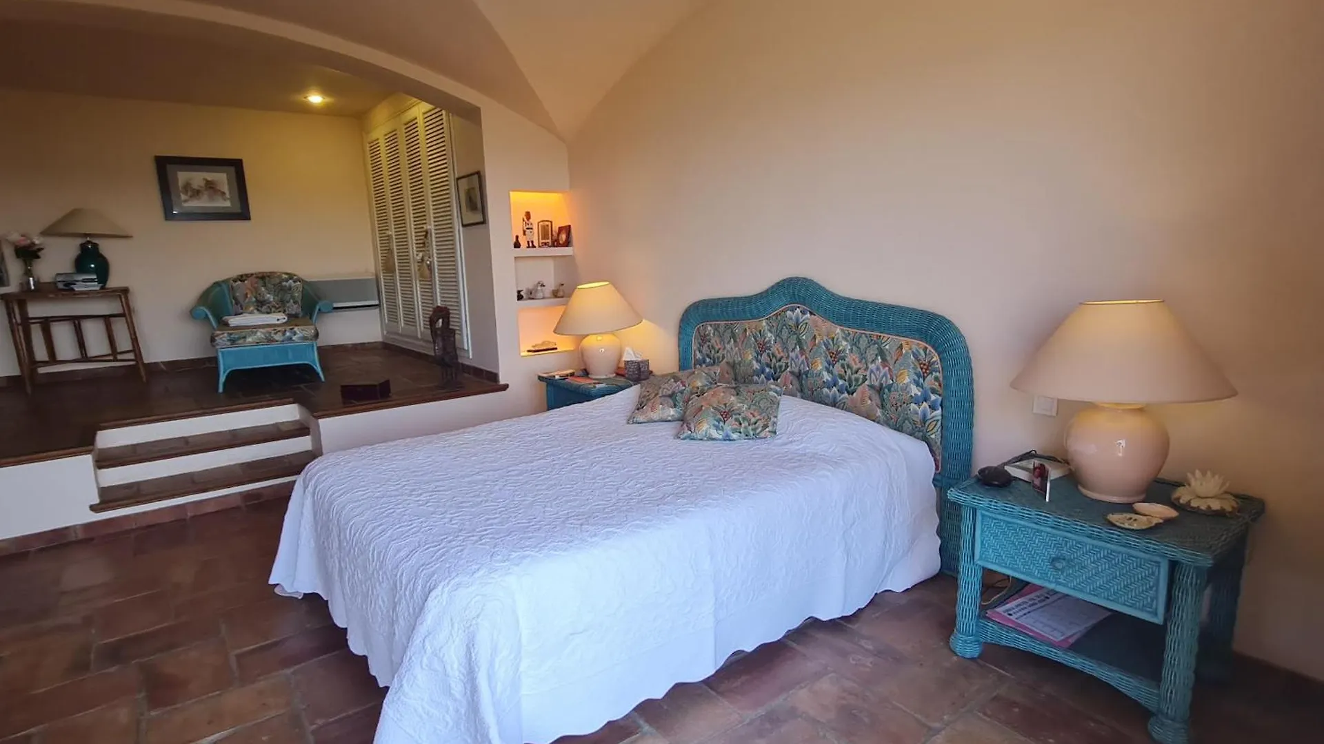 Villa 6 Pieces Climatisee Avec Piscine Privee A Grimaud - Fr-1-780-10 0*,