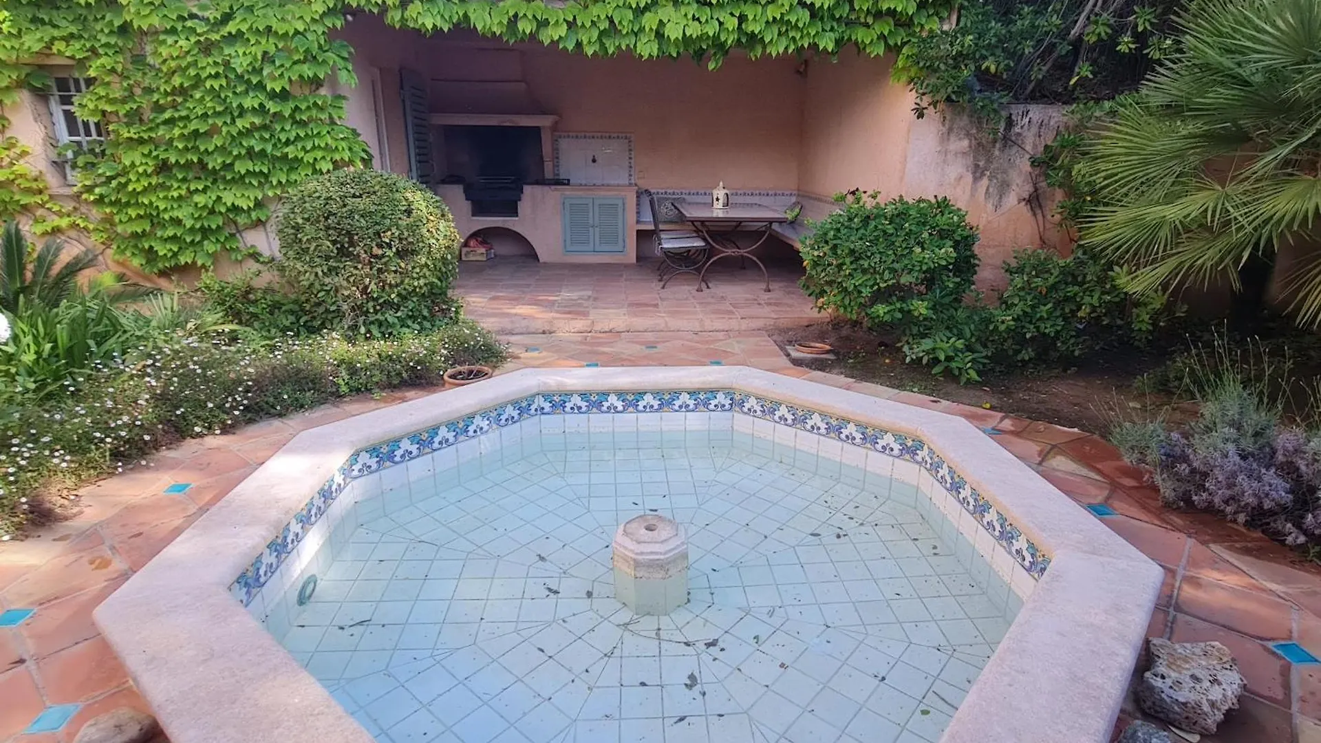 Villa 6 Pieces Climatisee Avec Piscine Privee A Grimaud - Fr-1-780-10