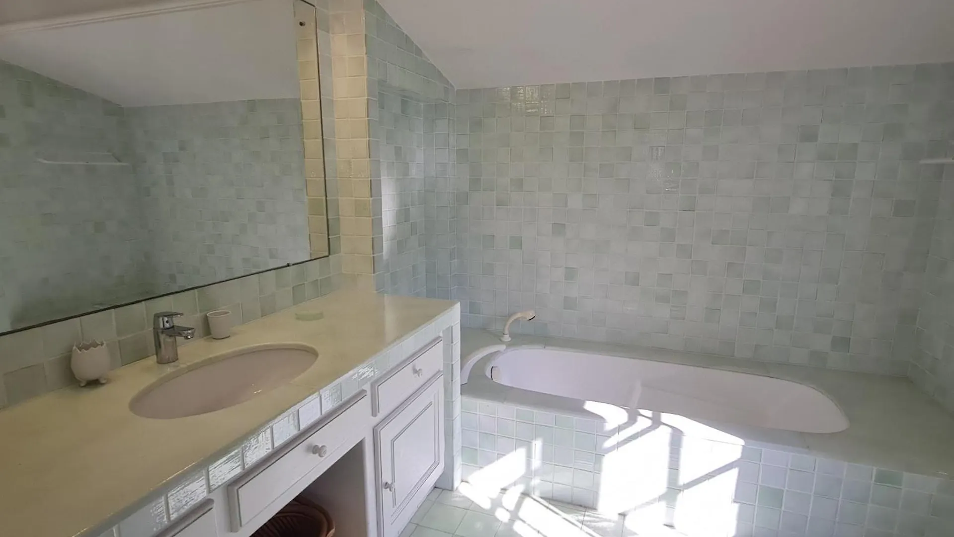 Villa 6 Pieces Climatisee Avec Piscine Privee A Grimaud - Fr-1-780-10